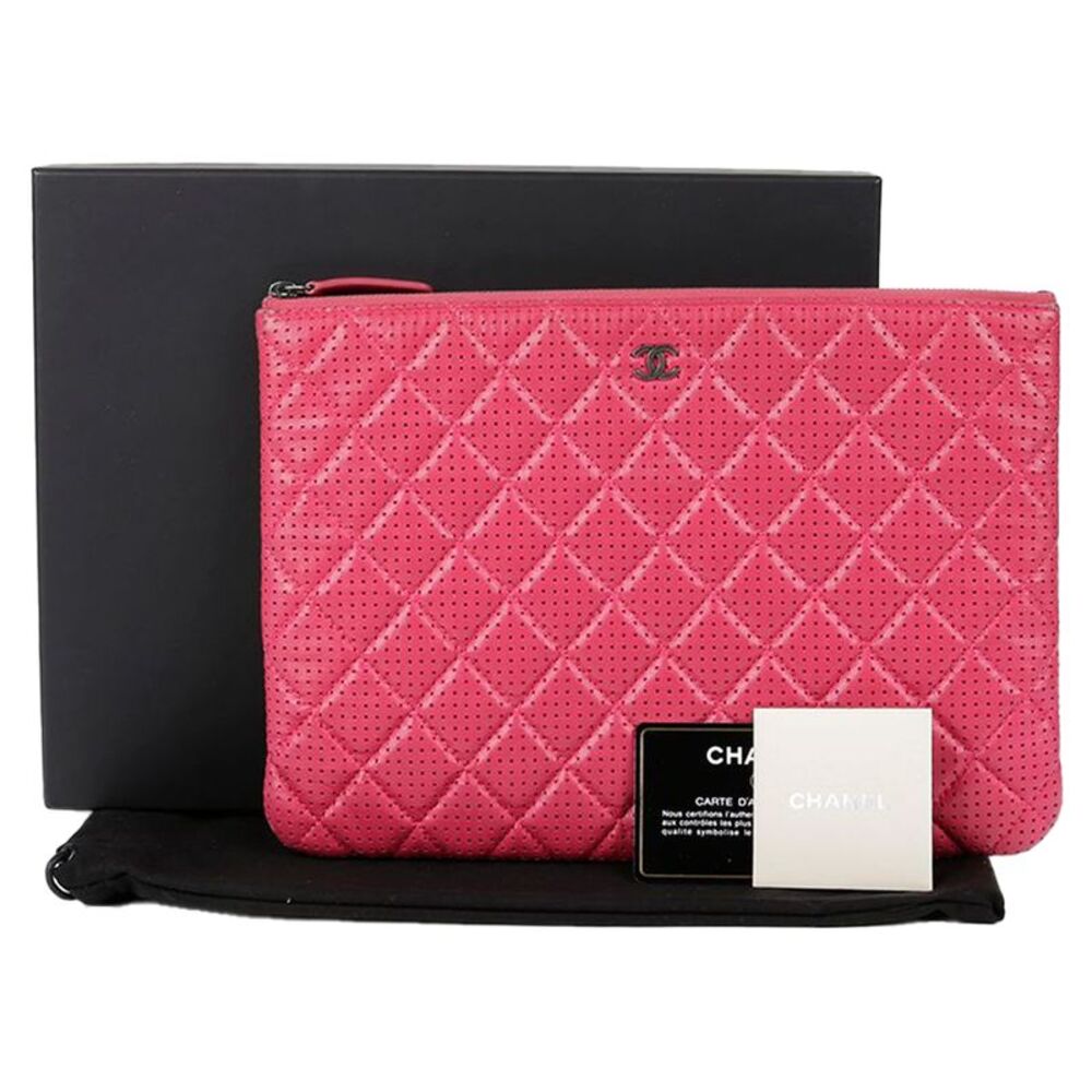 Classic New Medium Clutch In Lambskin